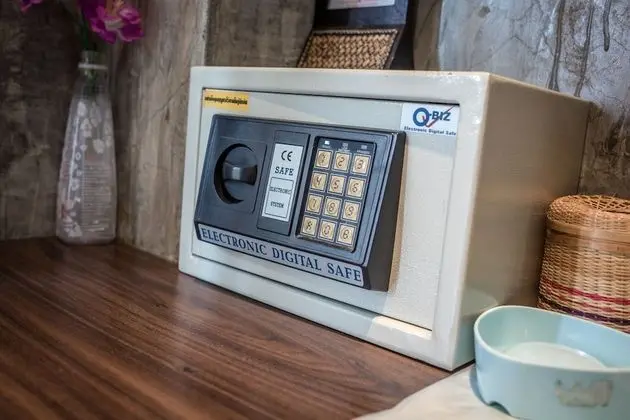 Standard Oda (2-3 Person, AC)