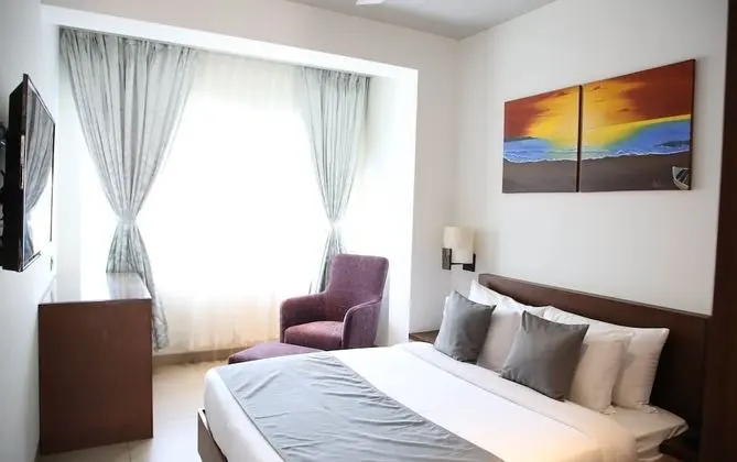 Premium Oda, 1 En Büyük (King) Boy Yatak, Sigara İçilmez, Havuz Manzaralı
