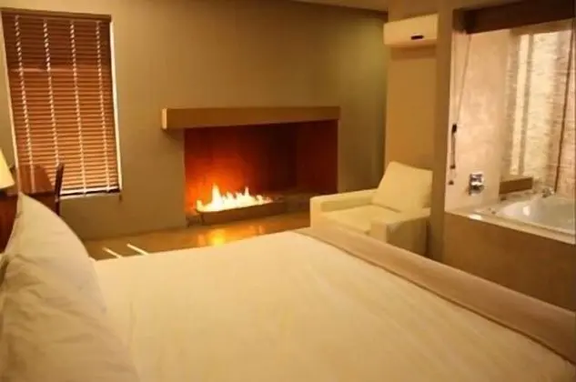 Luxury Oda, Veranda