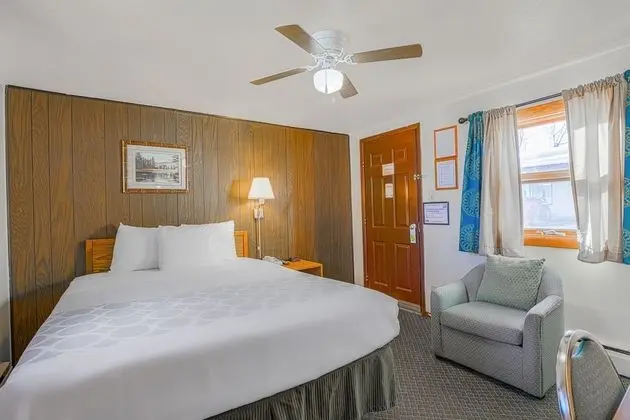 Oda, 1 Çift Kişilik Yatak