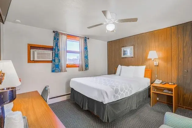 Oda, 1 Çift Kişilik Yatak