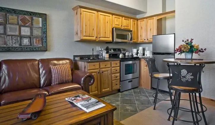 Stüdyo (Silverado Lodge, Murphy)