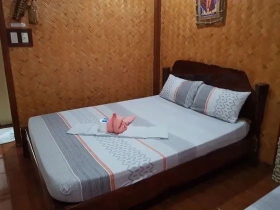Üç Kişilik Oda