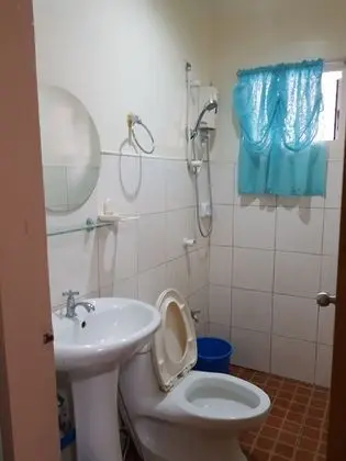 Üç Kişilik Oda