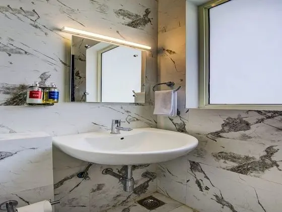 Tek Büyük veya İki Ayrı Yataklı Oda