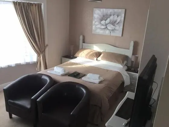 Deluxe Tek Büyük Yataklı Oda