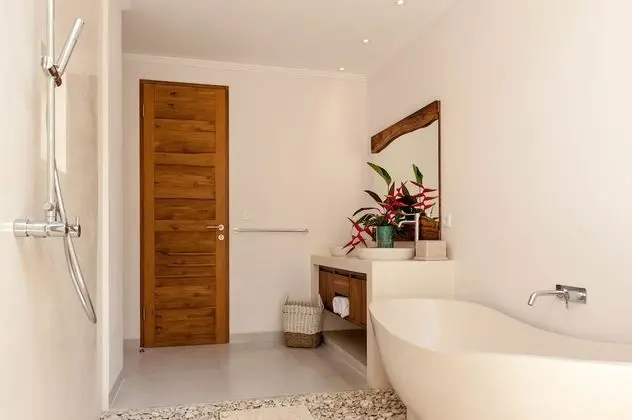 Luxury Villa, 2 Yatak Odası, Bahçe Manzaralı, Bahçeli