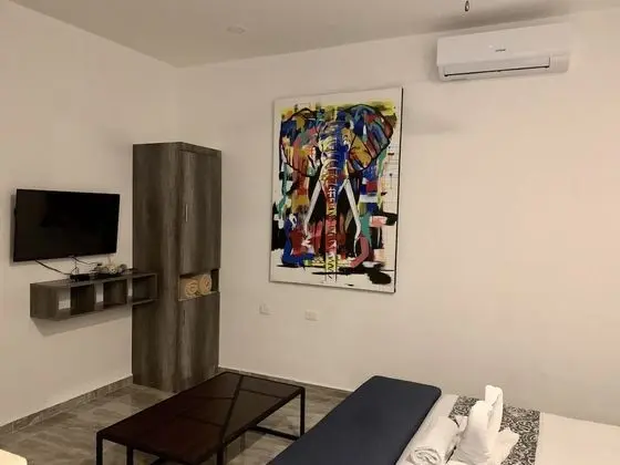 Deluxe King Suite