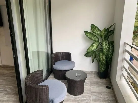 SUPERIOR KING SUITE WITH BALCONY