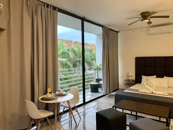 SUPERIOR KING SUITE WITH BALCONY