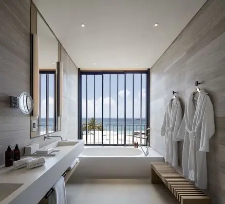 Çatı Katı Süiti (Penthouse), 1 En Büyük (King) Boy Yatak