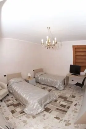 Standard Tek Büyük veya İki Ayrı Yataklı Oda