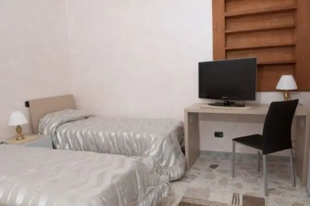 Standard Tek Büyük veya İki Ayrı Yataklı Oda