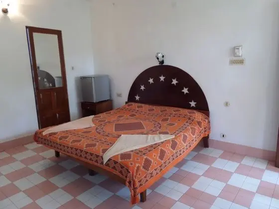 Traditional Büyük Yataklı Tek Kişilik Oda, 2 Yatak Odası, Havuz Manzaralı