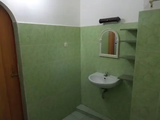 Traditional Büyük Yataklı Tek Kişilik Oda, 2 Yatak Odası, Havuz Manzaralı