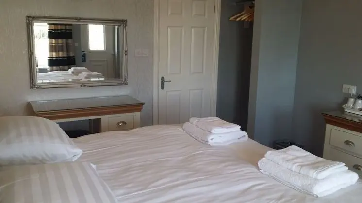 Tek Büyük Yataklı Oda