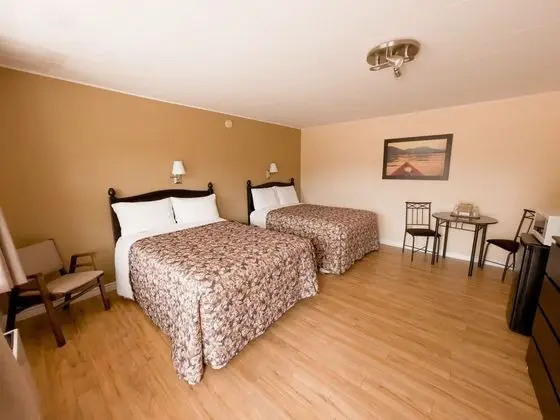 Classic Oda, 2 Çift Kişilik Yatak (Motel)
