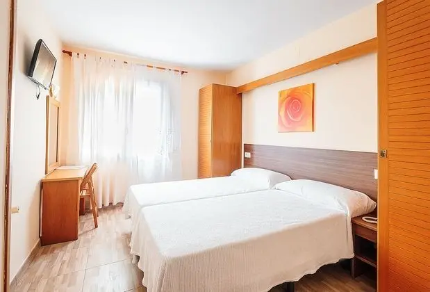 Tek Büyük veya İki Ayrı Yataklı Oda