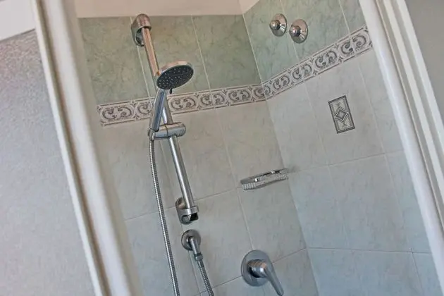 Tek Büyük veya İki Ayrı Yataklı Oda, Balkon