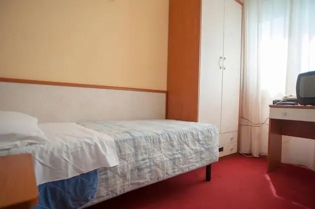 Basic Tek Kişilik Oda
