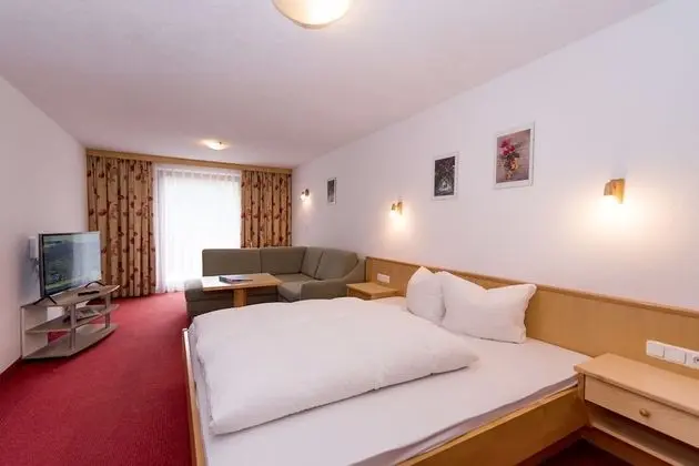 Comfort Tek Büyük Yataklı Oda, Dağ Manzaralı