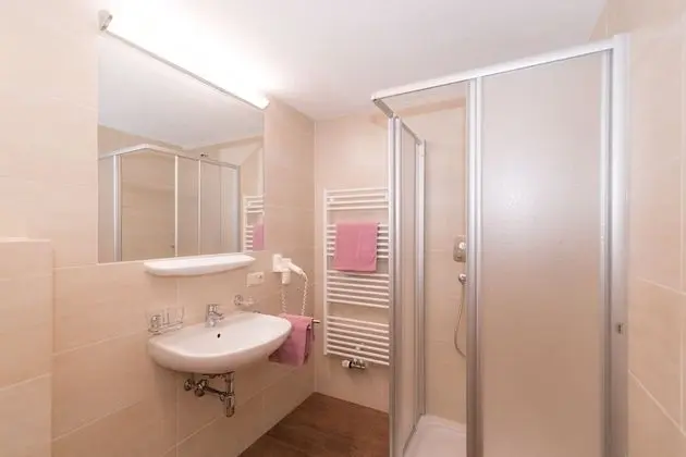 Comfort Tek Büyük Yataklı Oda, Dağ Manzaralı