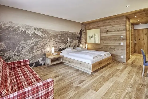 Junior Tek Büyük Yataklı Oda, Balkon, Dağ Manzaralı