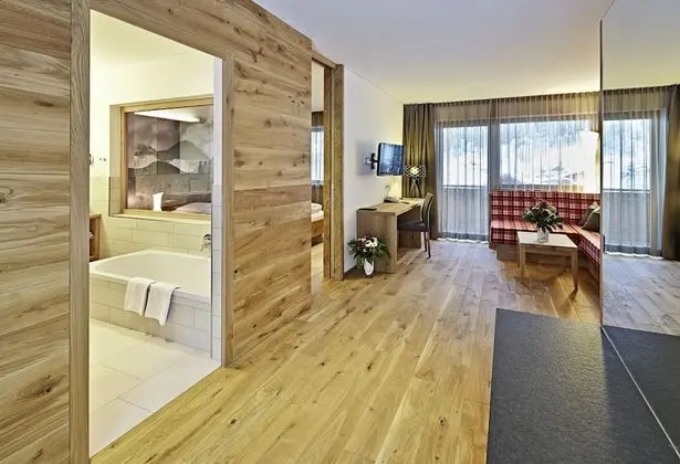 Süit, Balkon, Dağ Manzaralı