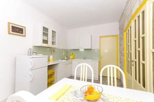 Apart Daire (Sim - 130 m from sea - A1 Zuti(2+2))