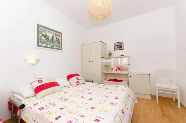 Apart Daire (Sim - 130 m from sea - A2 Crveni(2+2))