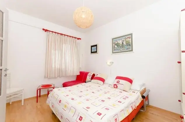 Apart Daire (Sim - 130 m from sea - A2 Crveni(2+2))