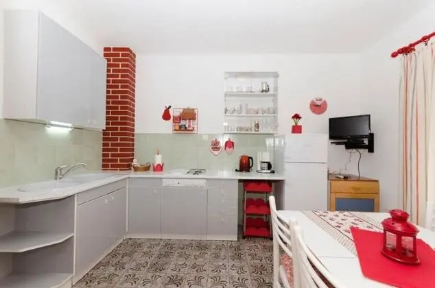 Apart Daire (Sim - 130 m from sea - A2 Crveni(2+2))