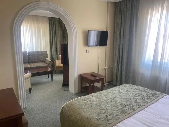 Suite, Kale Manzaralı, Jakuzili