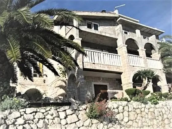 Apart Daire (Sima - comfortable family apartments )