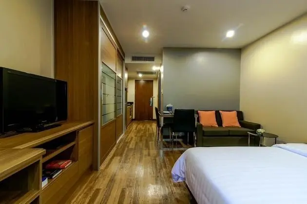 Studio Room (Tower Wing)