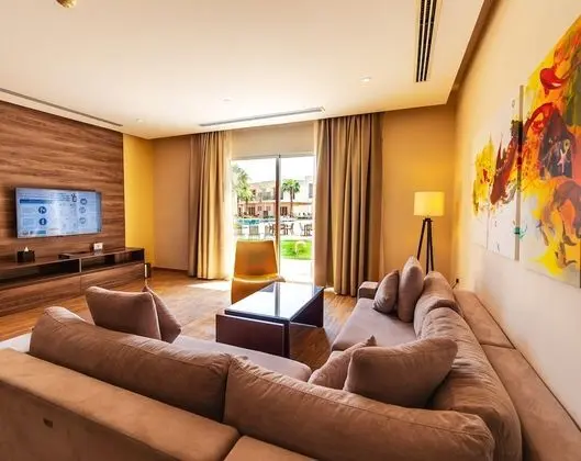 Deluxe Villa, 3 Yatak Odası, Havuz Manzaralı