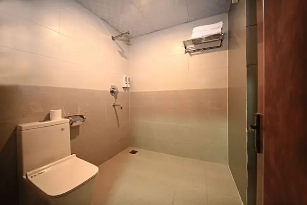 Comfort Tek Büyük Yataklı Oda