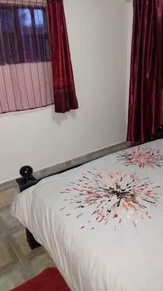 Tek Kişilik Oda, 1 Tek Kişilik Yatak, Sigara İçilmez