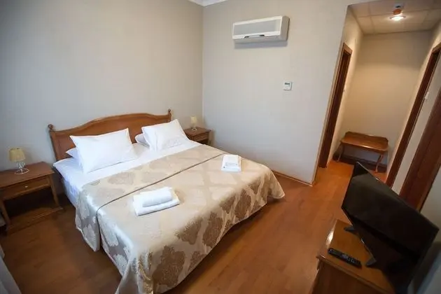 Apart Daire, Küçük Mutfak