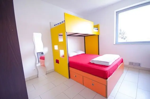 Basic Tek Büyük Yataklı Oda, Ortak Banyo