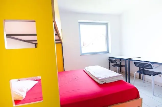 Basic Tek Büyük Yataklı Oda, Ortak Banyo