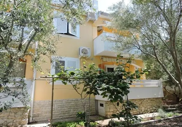 Apart Daire (Sime - 800 m from sea - A1(2+2))
