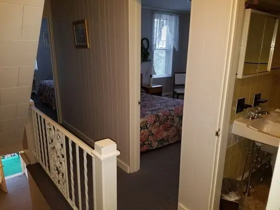 Apartment 405-2