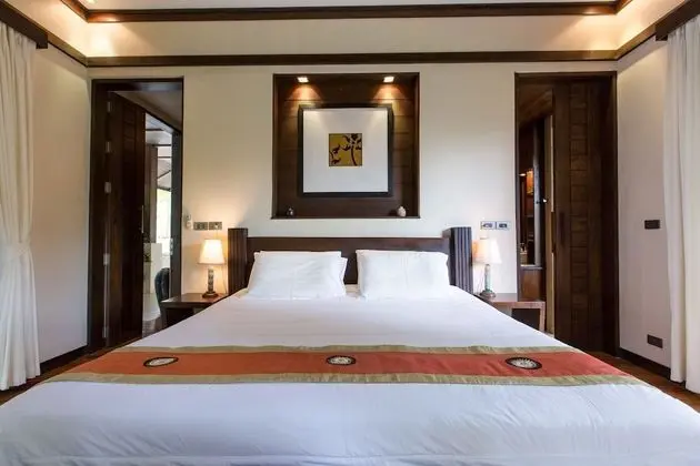 2 Bedrooms Villa
