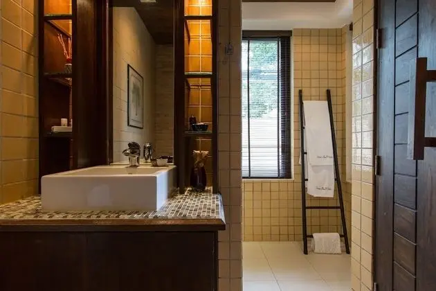 2 Bedrooms Villa