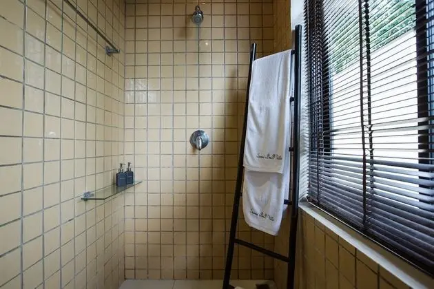 2 Bedrooms Villa