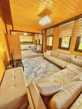 Deluxe Süit, Kısmi Göl Manzaralı