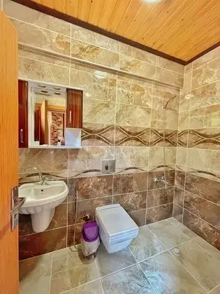 Deluxe Süit, Kısmi Göl Manzaralı