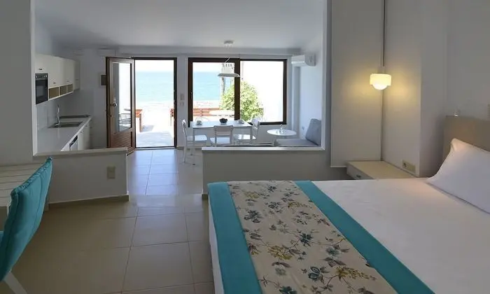 Deluxe Stüdyo, Deniz Manzaralı