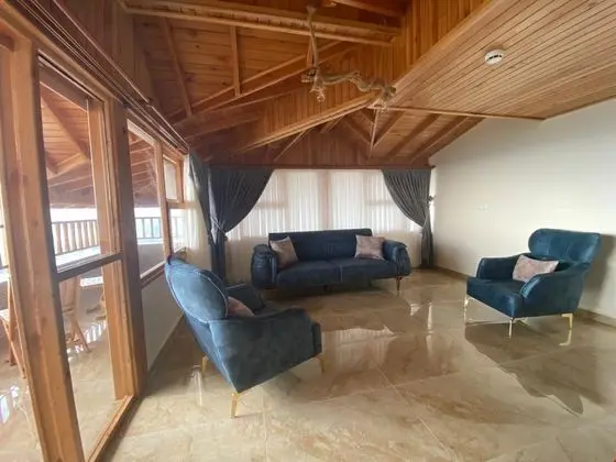 Çatı Katı Oda